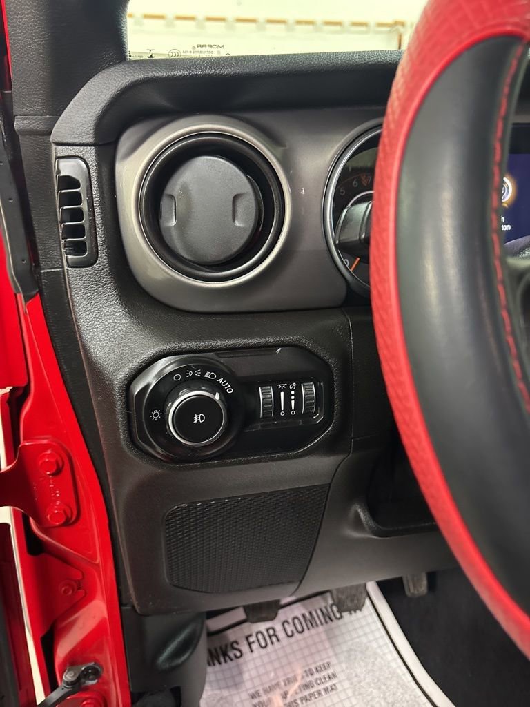 Used 2019 Jeep Wrangler Unlimited Sport S image 12