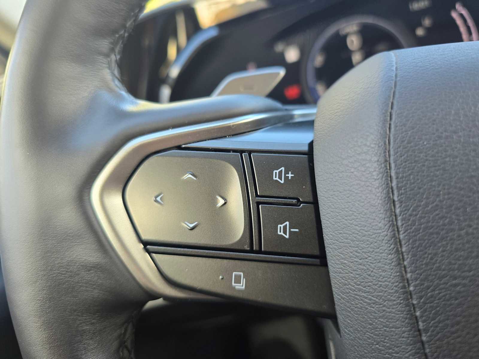 Certified 2025 Lexus NX 350h AWD w/ Cold Area Package image 32