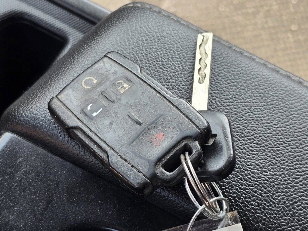 Used 2018 Chevrolet Silverado 2500 LT w/ All Star Edition image 36