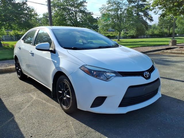 Used 2015 Toyota Corolla L FWD image 4