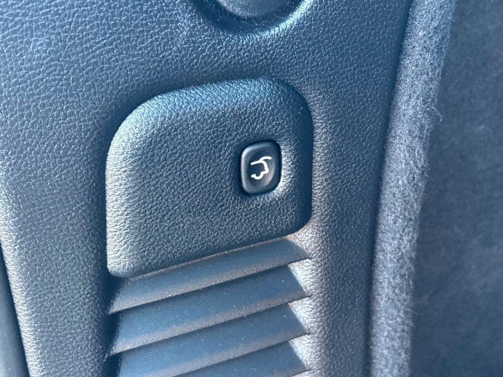 Used 2020 Dodge Durango GT RWD image 31
