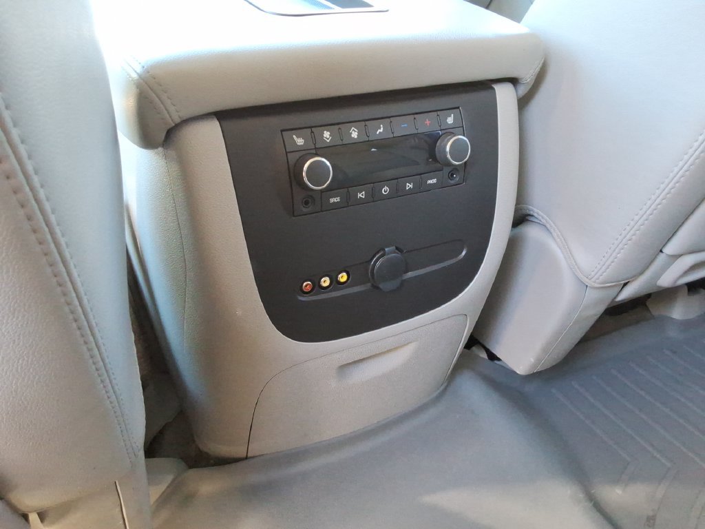 Used 2014 Chevrolet Tahoe LTZ AWD/4WD image 20
