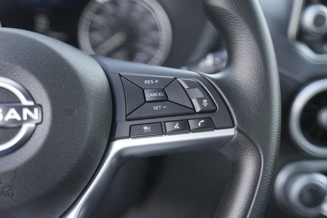 Used 2025 Nissan Sentra SV image 23