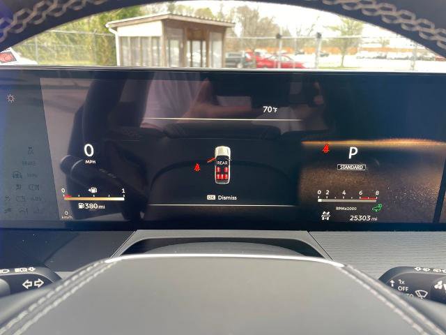 Certified 2025 INFINITI QX80 Sensory image 20