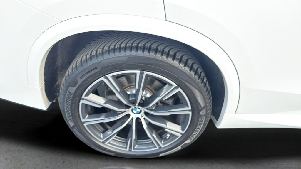 Used 2023 BMW X5 xDrive40i AWD/4WD image 20
