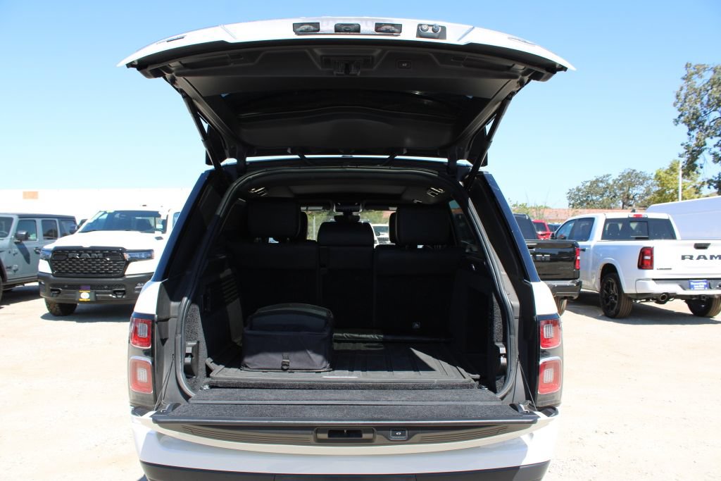 Used 2020 Land Rover Range Rover Long Wheelbase HSE AWD/4WD image 11