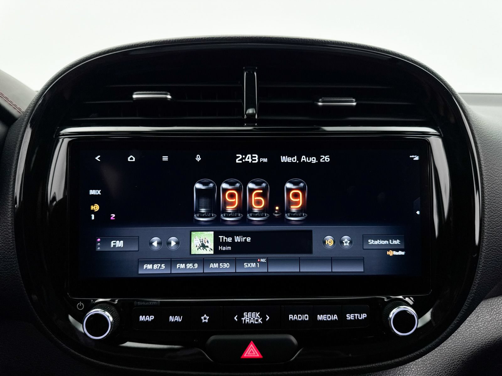 Certified 2023 Kia Soul GT-Line FWD image 24