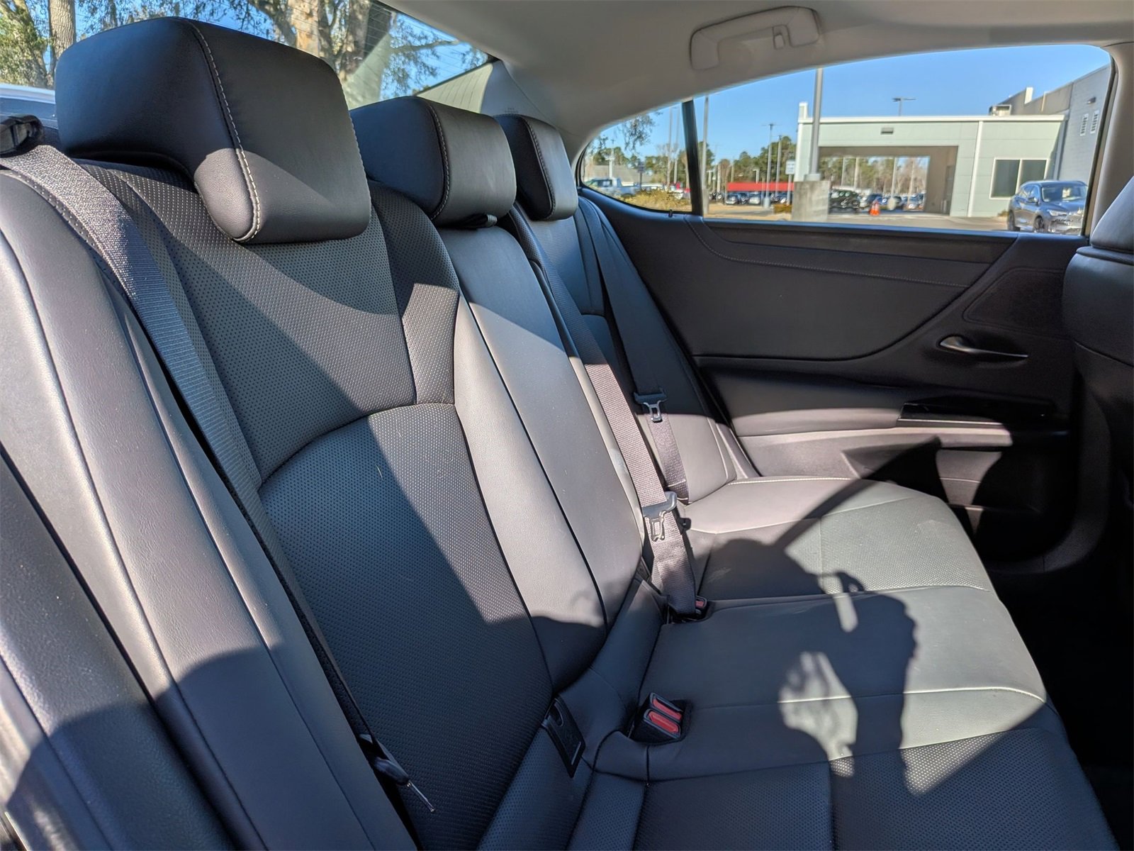 Used 2022 Lexus ES 350 w/ Premium Package image 33