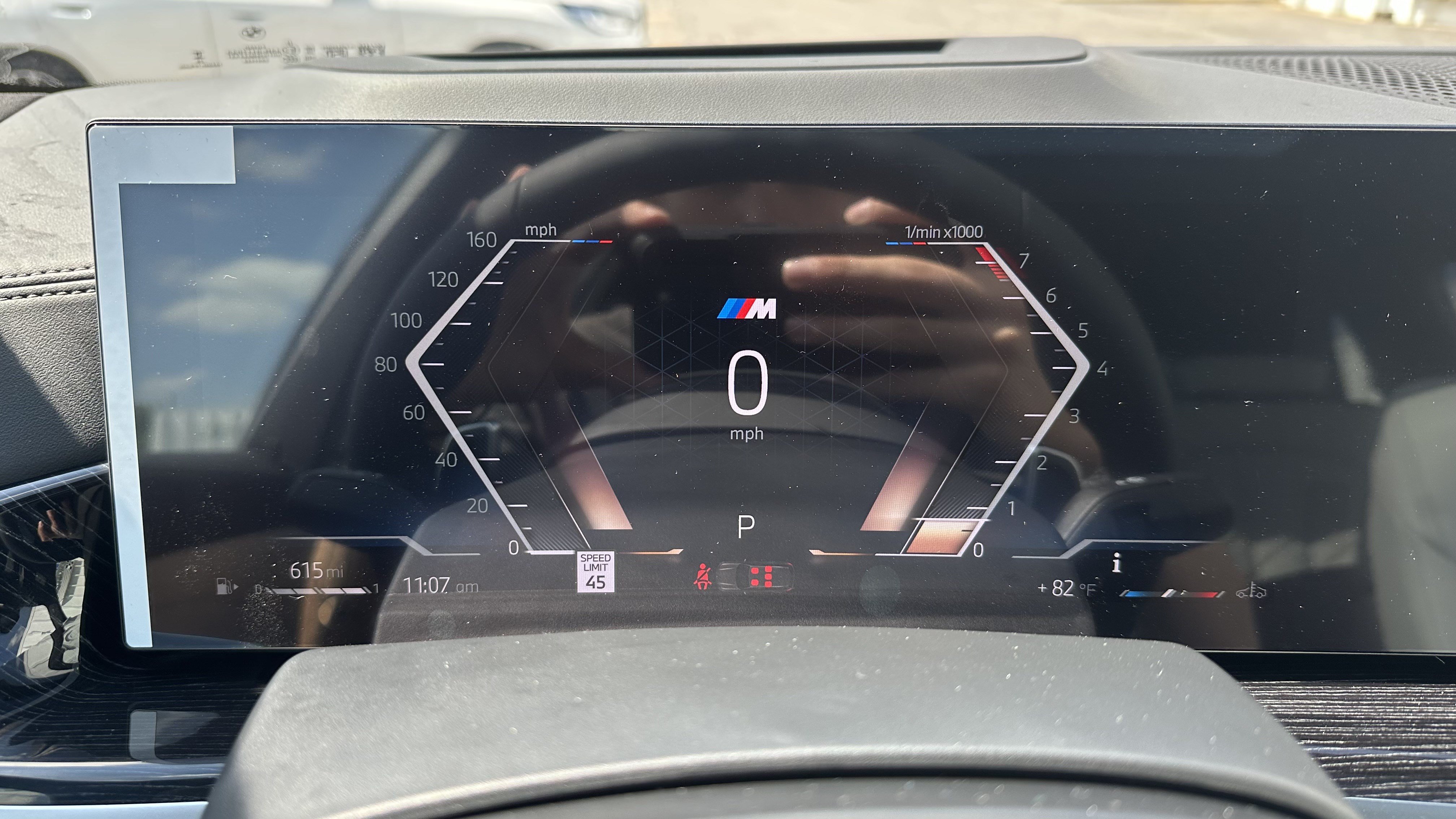 New 2027 BMW X7 xDrive40i w/ Executive Package AWD/4WD image 19