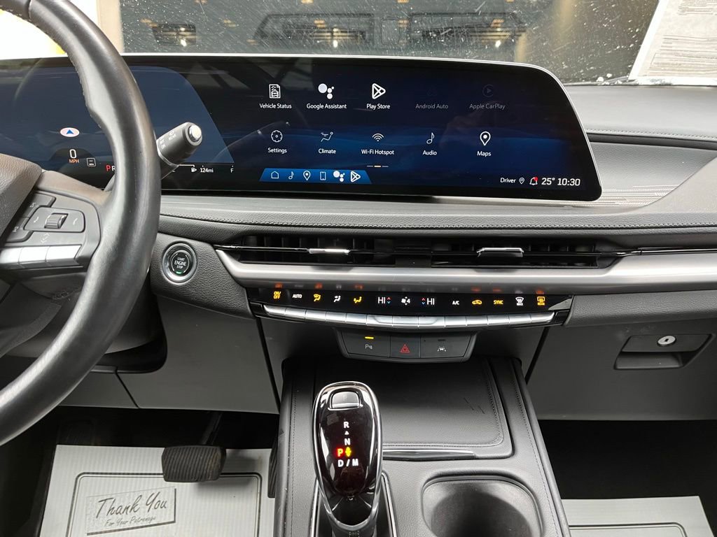 Used 2024 Cadillac XT4 Premium Luxury AWD/4WD image 25