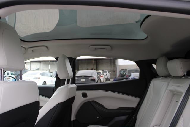Used 2022 Ford Mustang Mach-E Premium AWD/4WD image 40