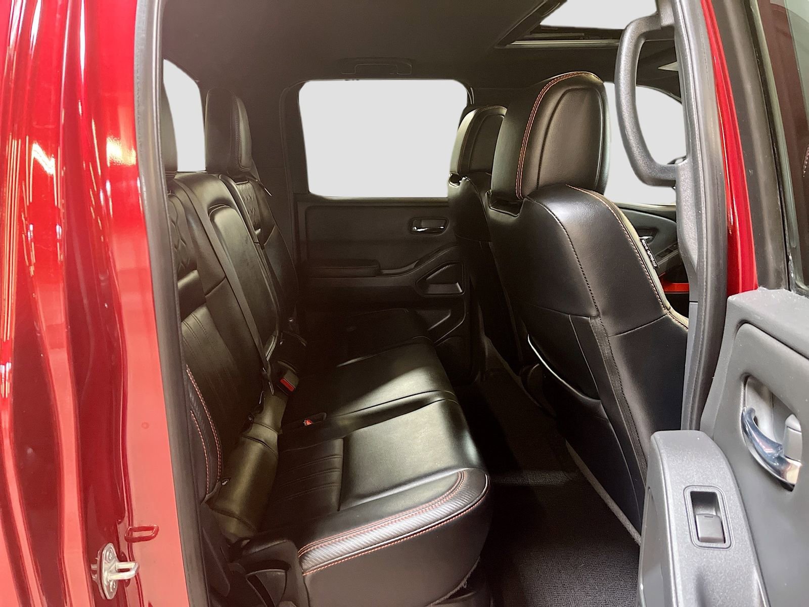 Used 2023 Nissan Frontier PRO-4X w/ Pro-4X Premium Package image 29