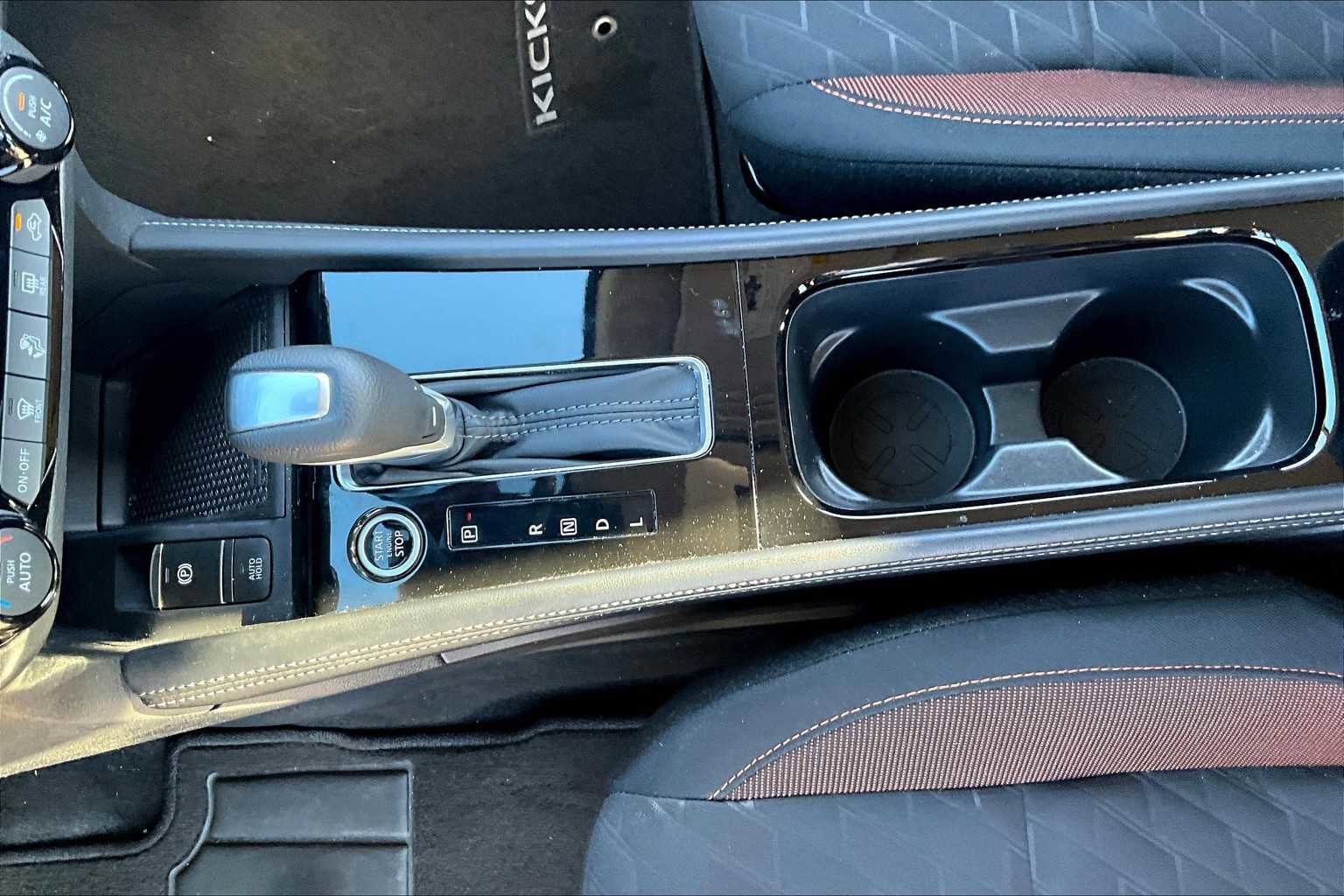 Certified 2024 Nissan Kicks SR image 15