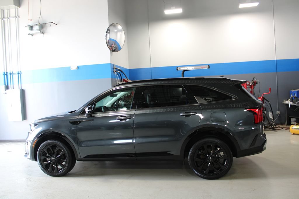 Used 2023 Kia Sorento SX AWD/4WD image 10