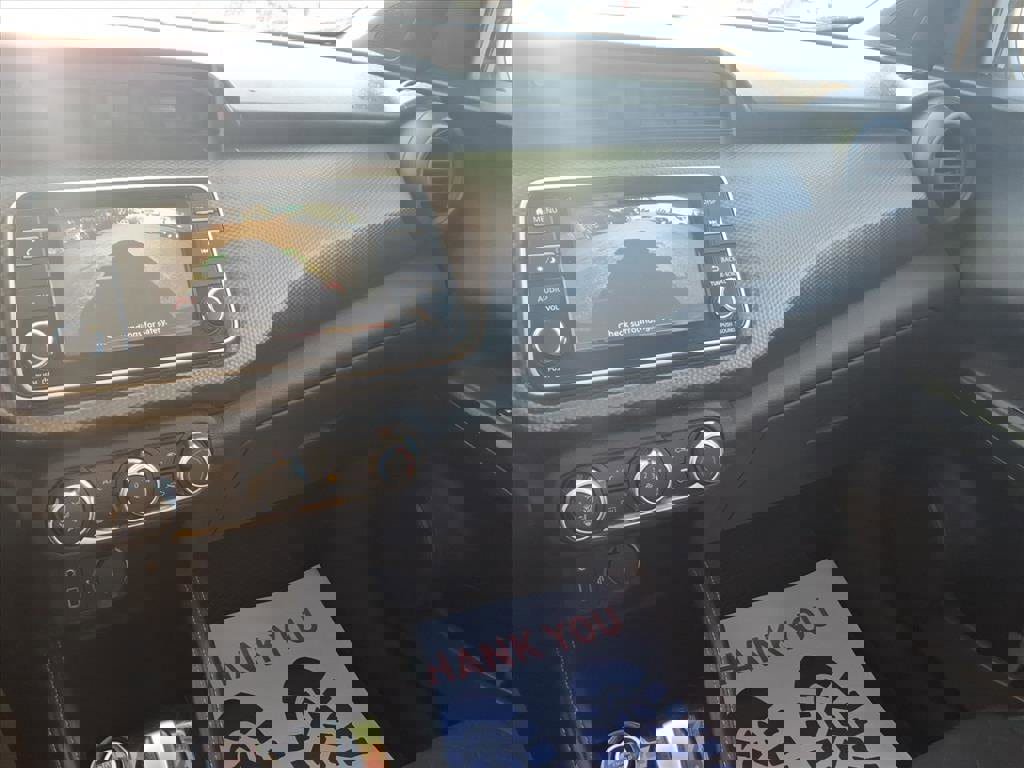 Used 2019 Nissan Kicks S image 24