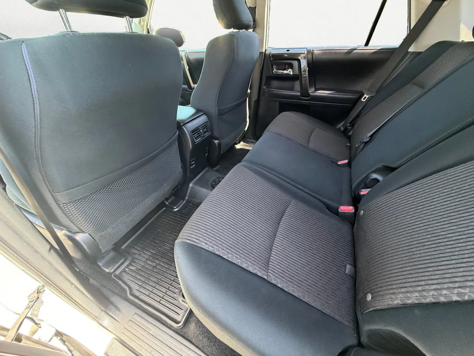 Used 2018 Toyota 4Runner TRD Off-Road AWD/4WD image 22