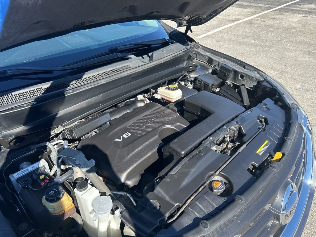 Used 2019 Nissan Pathfinder SL w/ Cargo Package image 16