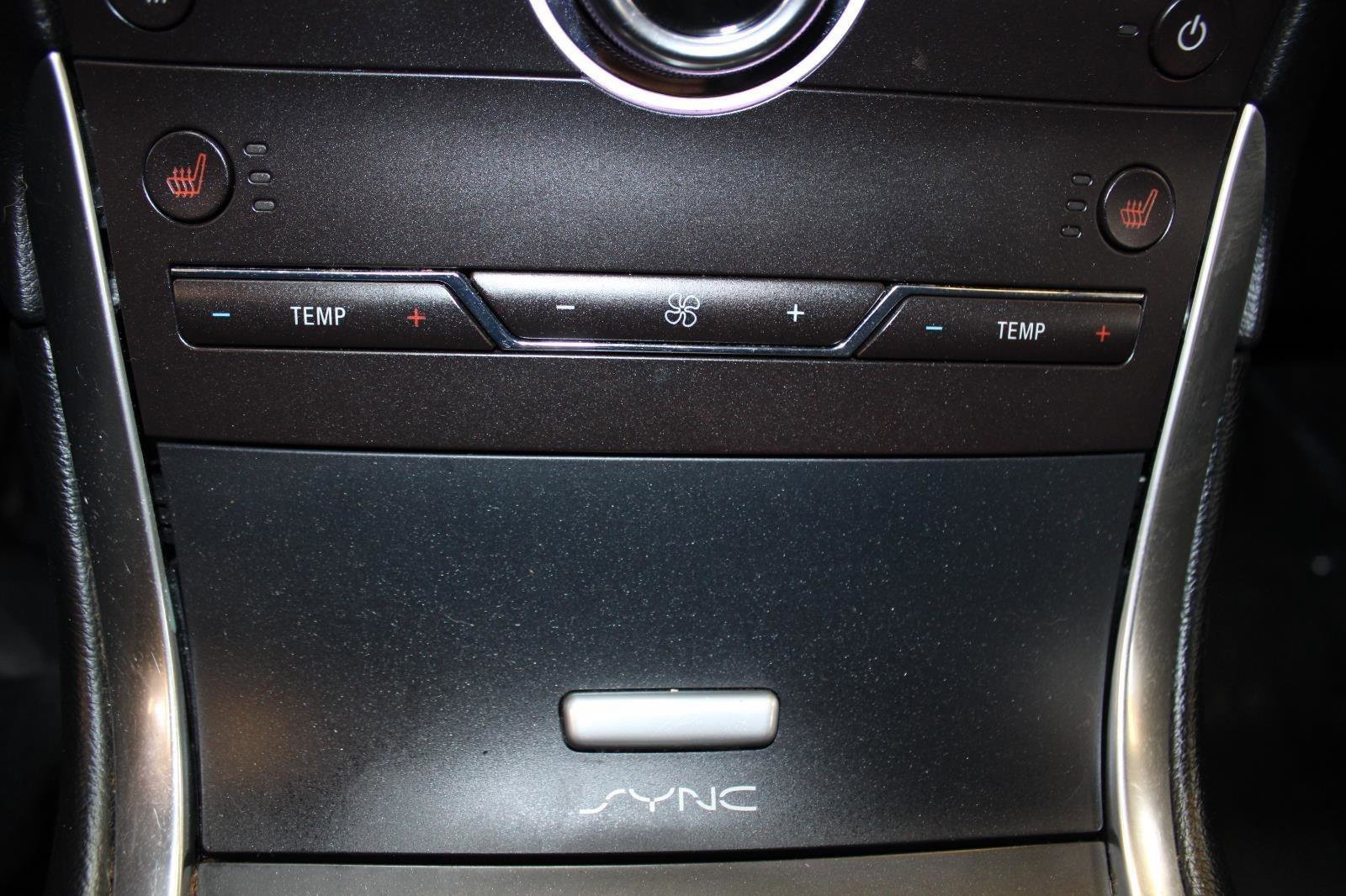 Used 2017 Ford Edge Titanium image 21