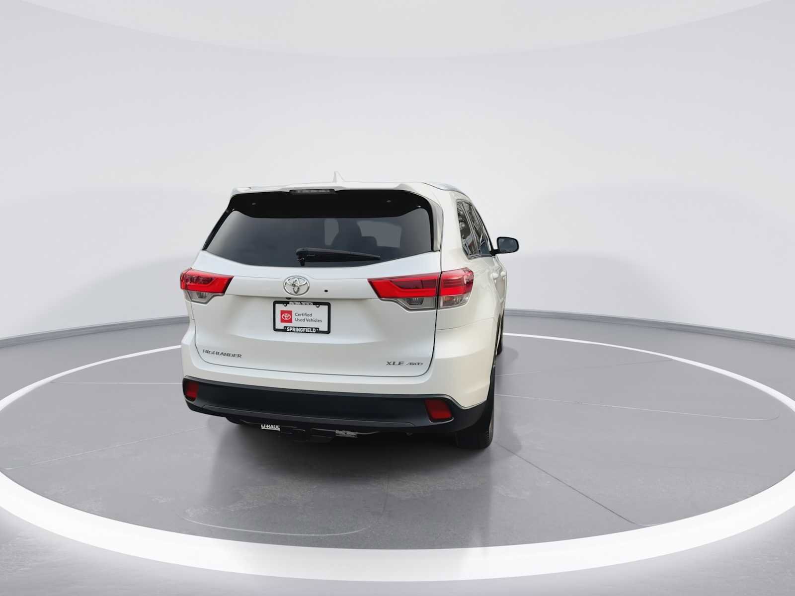 Used 2017 Toyota Highlander XLE image 7