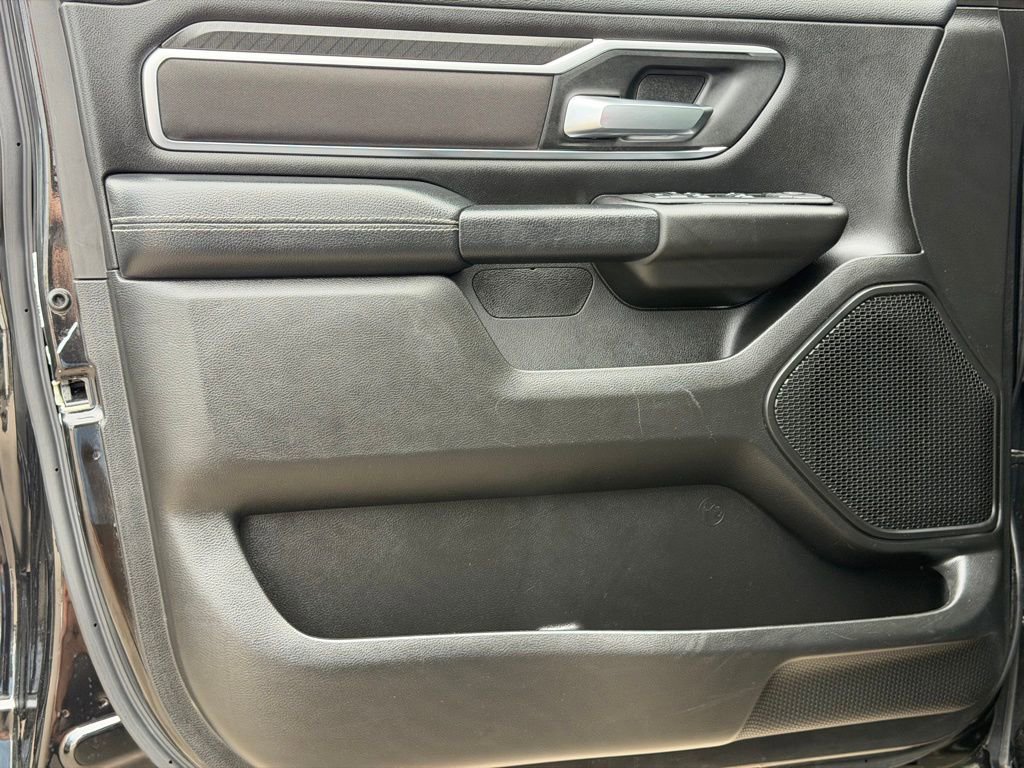 Used 2025 RAM 1500 Big Horn AWD/4WD image 23