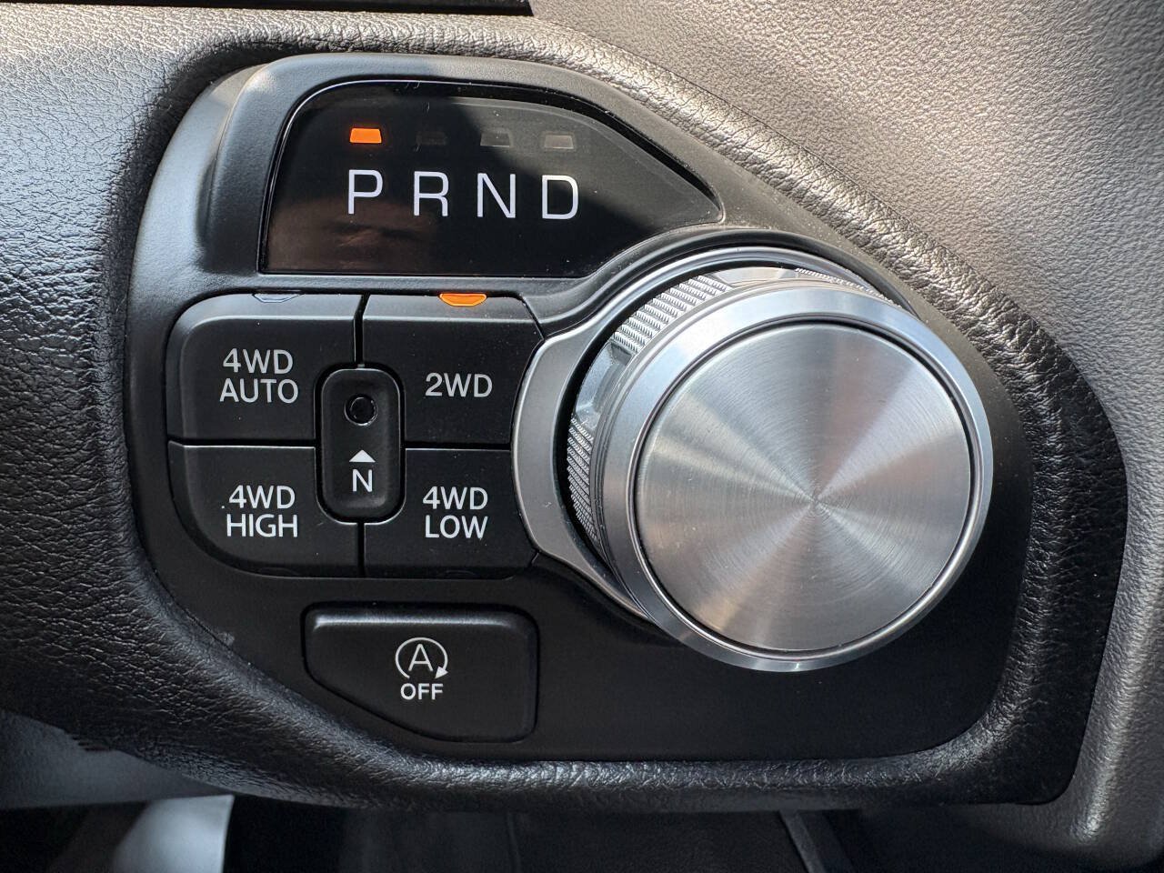 Used 2026 RAM 1500 Laramie AWD/4WD image 14