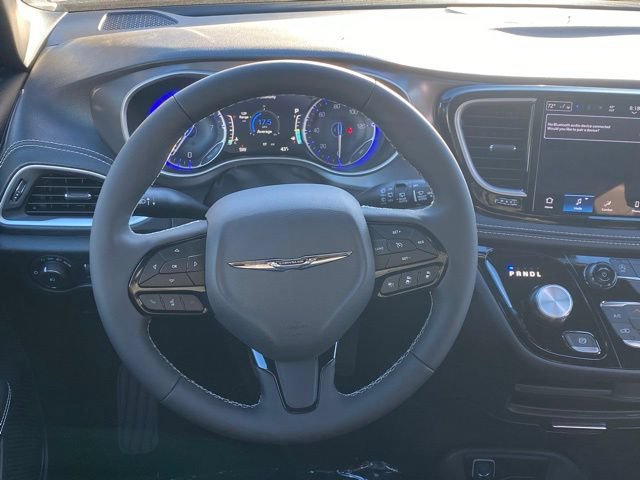New 2026 Chrysler Pacifica Select w/ S Appearance Package FWD image 39