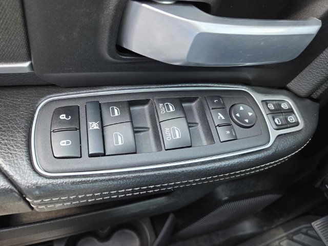 Used 2024 RAM 2500 Big Horn AWD/4WD image 24