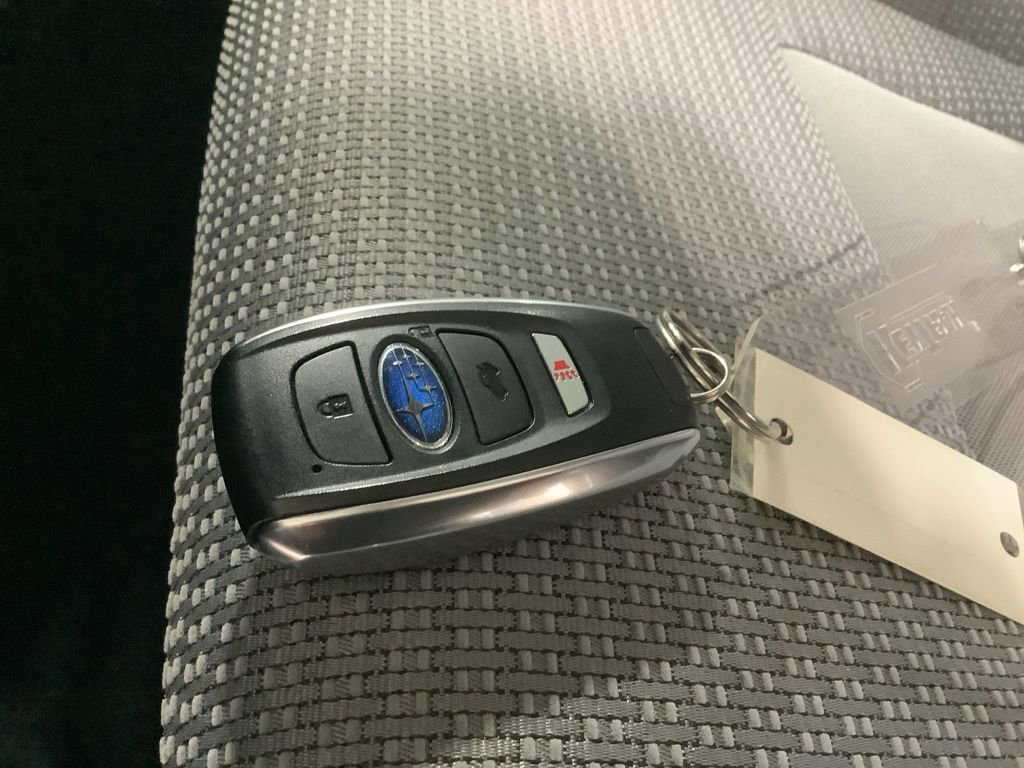 Certified 2025 Subaru Outback Premium image 30