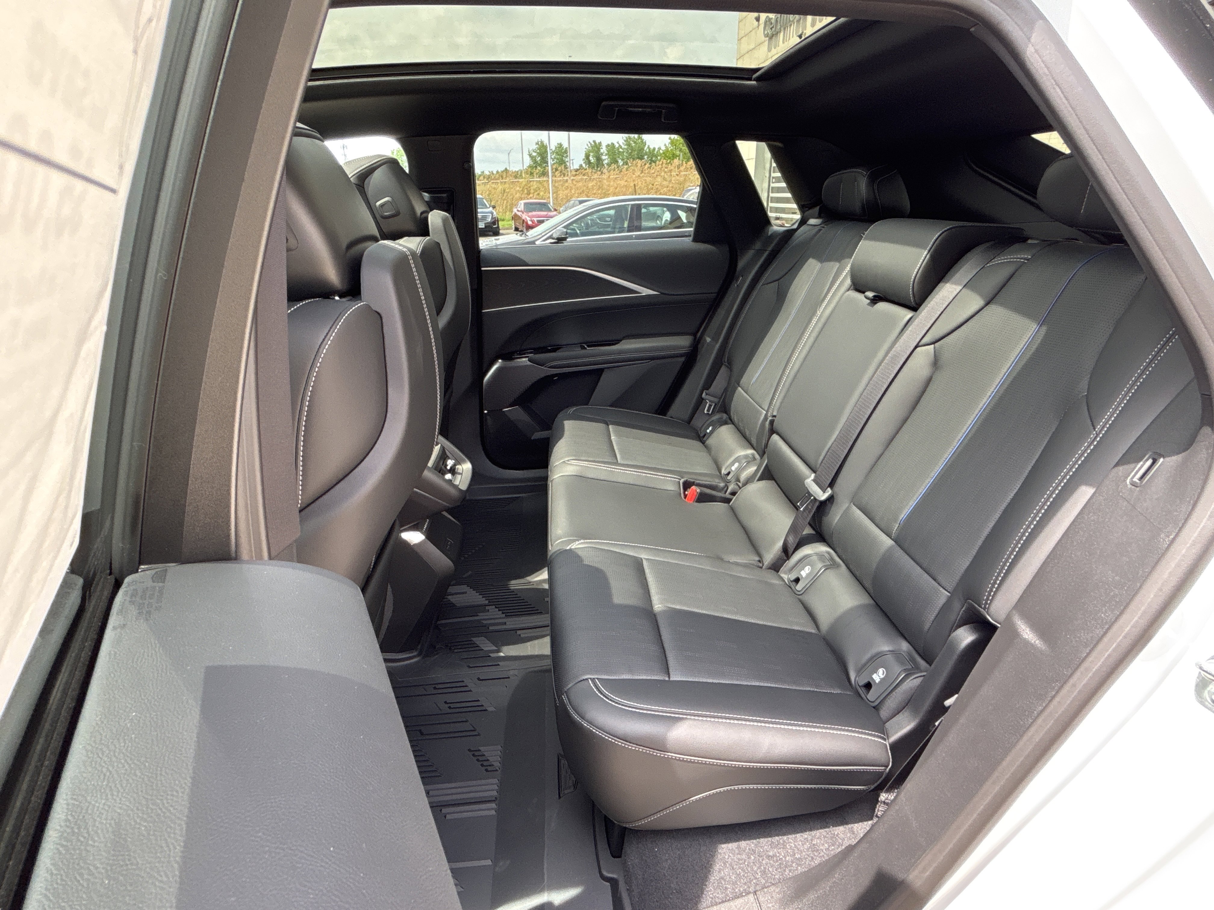 New 2025 Cadillac Lyriq Sport w/ LPO, Floor Liner Package image 29