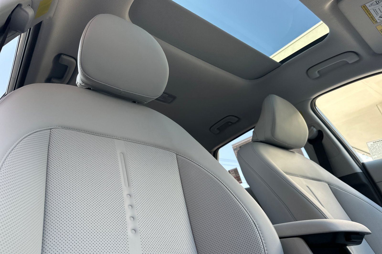 New 2027 Hyundai Kona Limited AWD/4WD image 17
