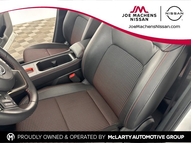 Certified 2025 Nissan Kicks SR image 18