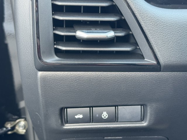 New 2026 Nissan Sentra SV w/ SV Convenience Package FWD image 6