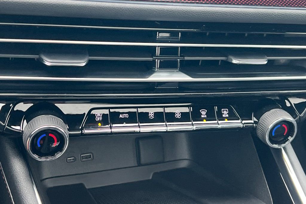 New 2026 Chevrolet Traverse Z71 w/ Enhanced Driving Package image 18