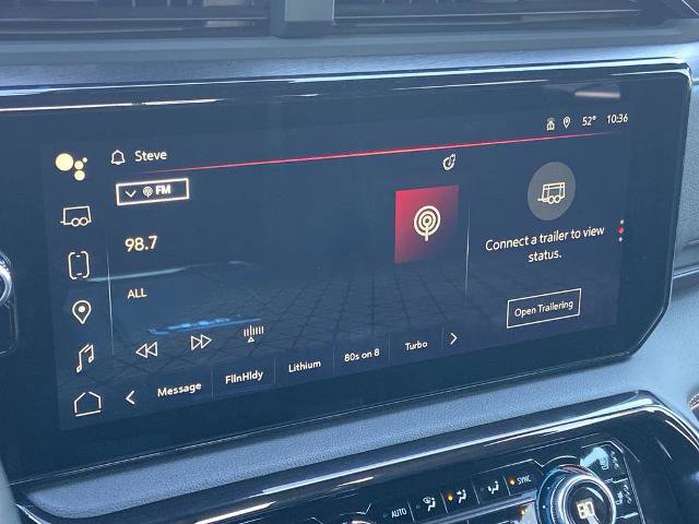 Used 2024 GMC Sierra 2500 AT4 w/ AT4 Preferred Package image 9