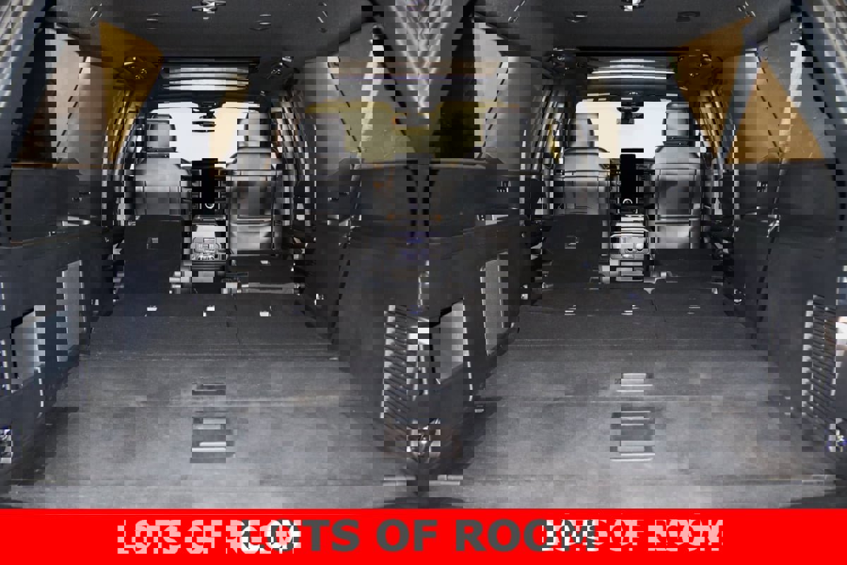 Used 2023 Ford Expedition Max Platinum image 23