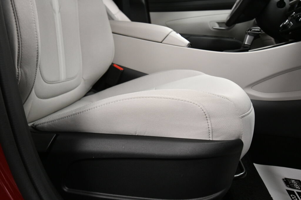 Used 2026 Hyundai Tucson SEL Plus AWD/4WD image 26