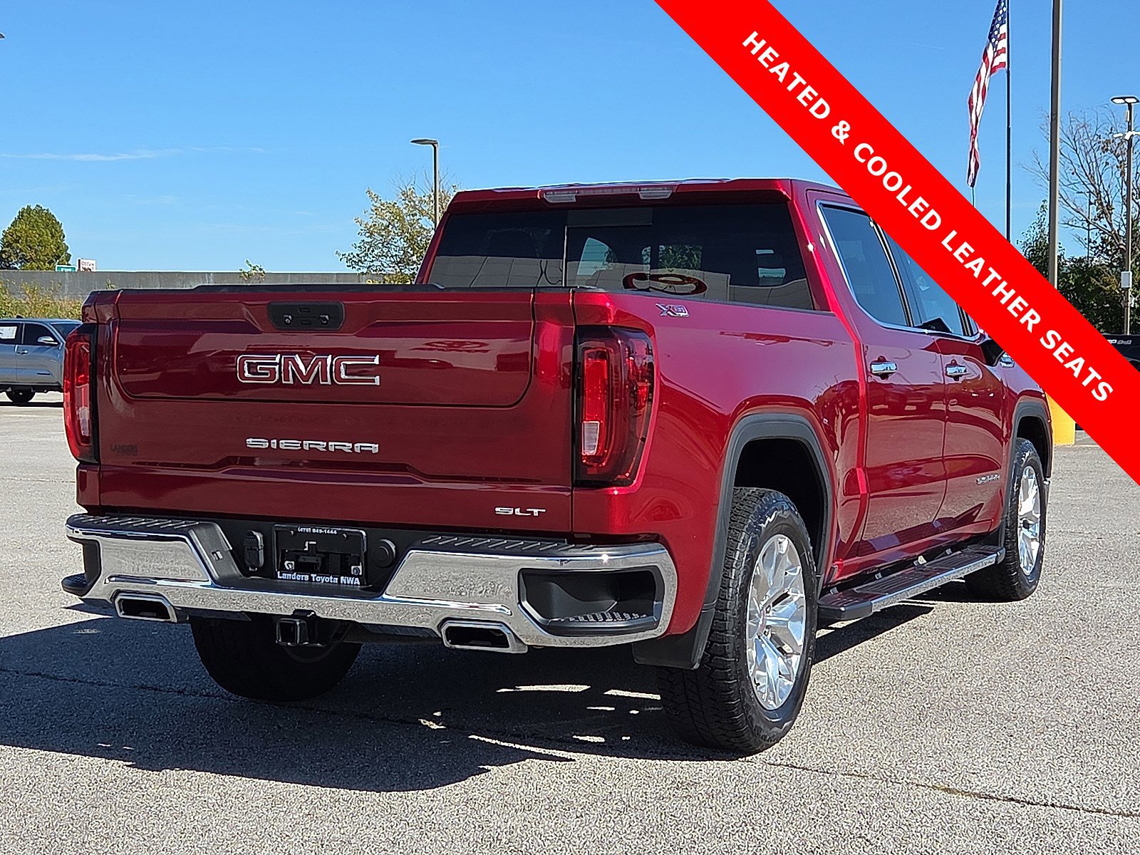 Used 2022 GMC Sierra 1500 SLT w/ SLT Premium Package image 5