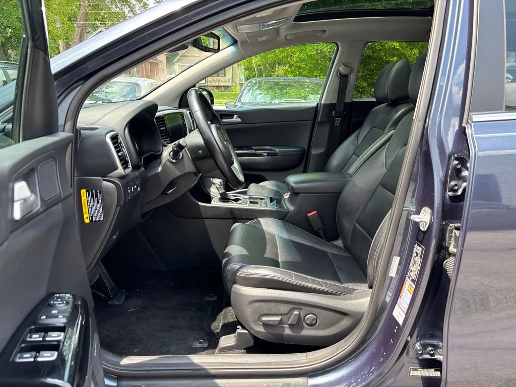 Used 2020 Kia Sportage EX w/ Option Group 15 AWD/4WD image 11