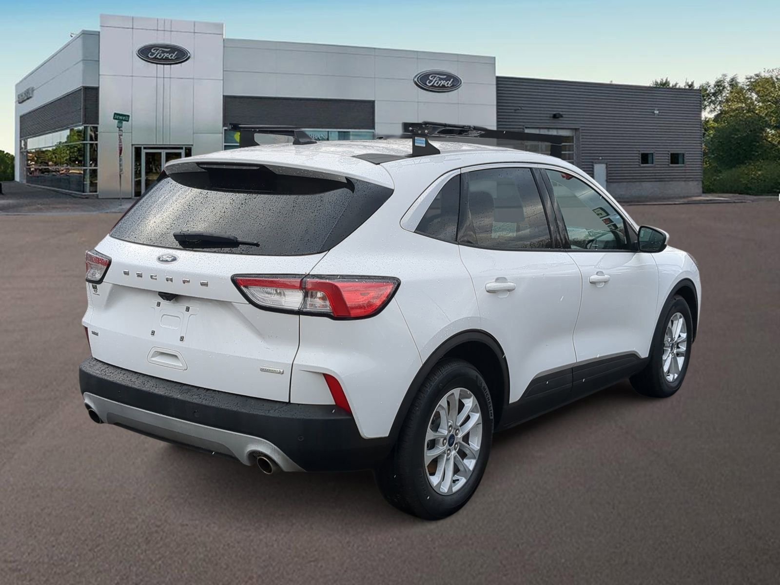 Used 2020 Ford Escape SE image 10