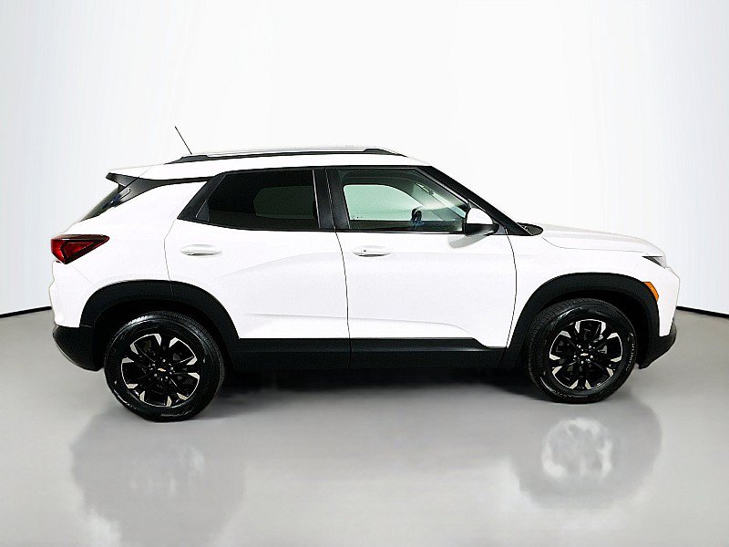 Used 2022 Chevrolet TrailBlazer LT w/ Convenience Package FWD image 8