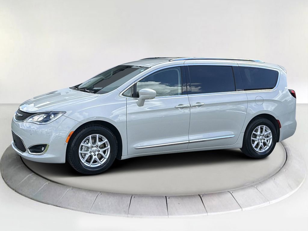 Used 2020 Chrysler Pacifica Touring-L w/ Advanced Safetytec Group