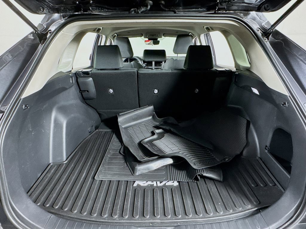 Certified 2023 Toyota RAV4 LE image 20