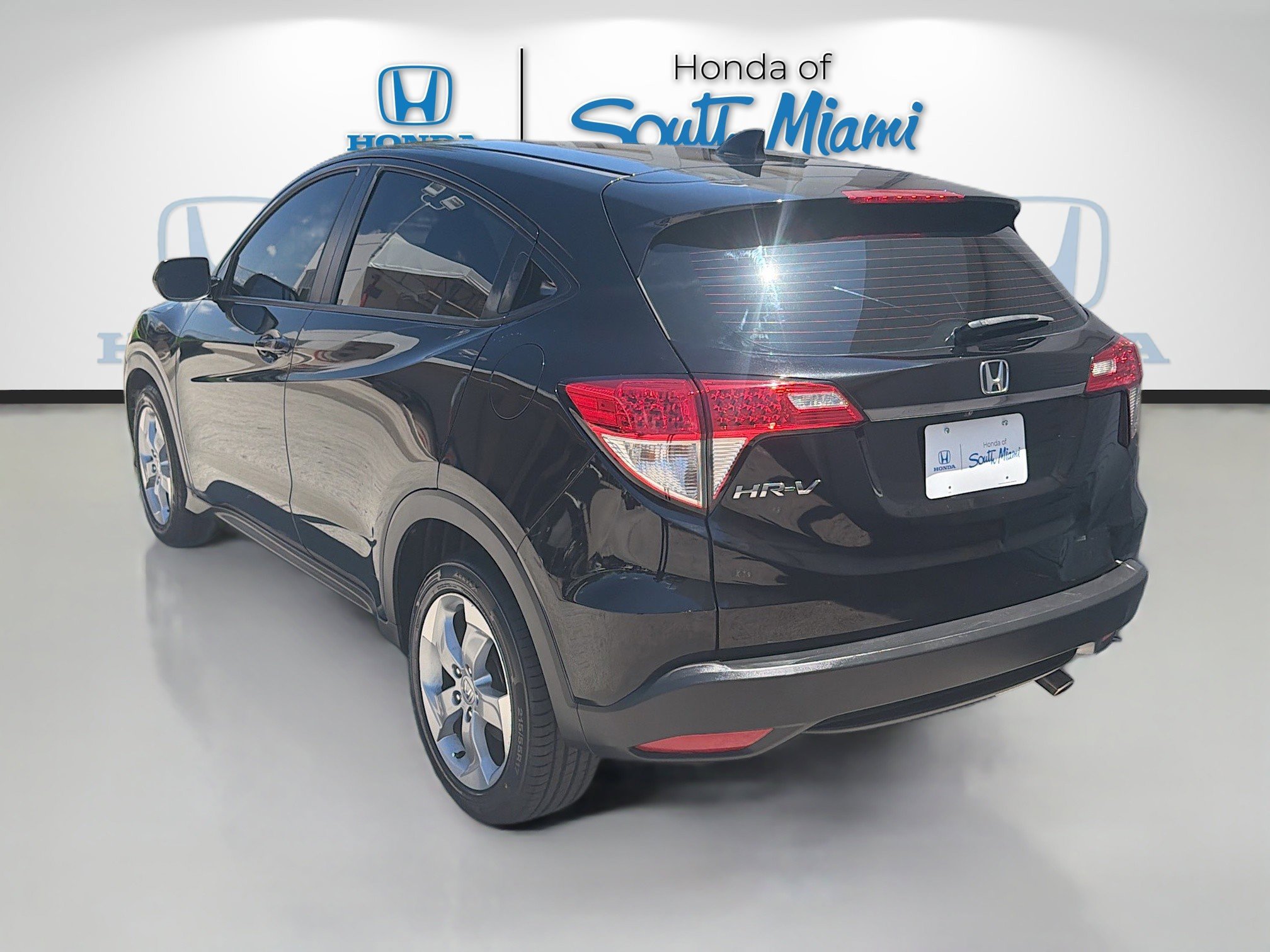 Certified 2020 Honda HR-V LX image 5
