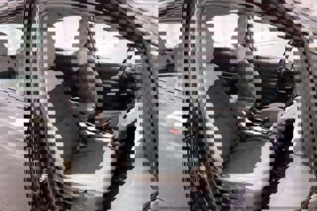 Used 2020 Chevrolet Bolt LT image 7