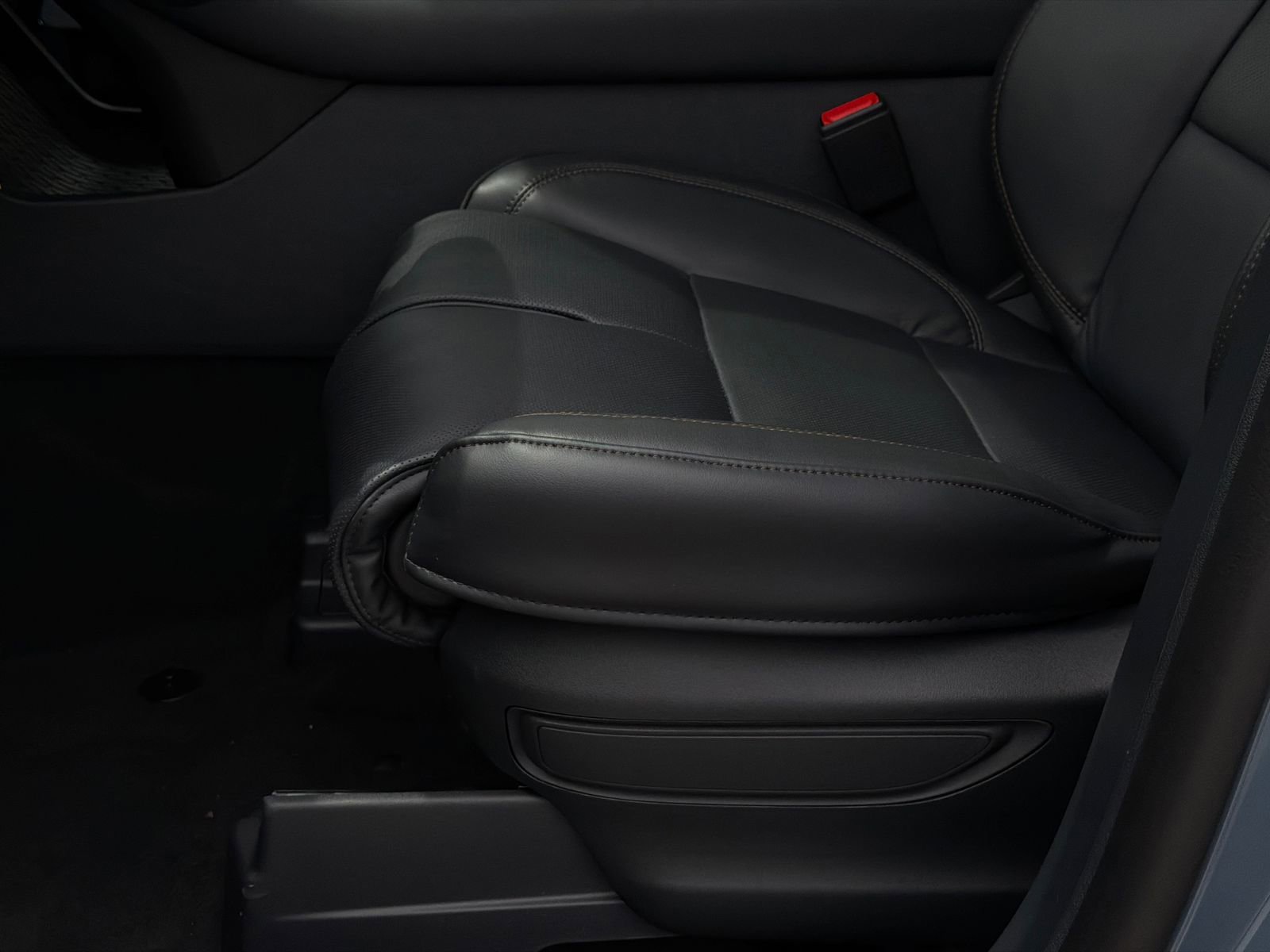 New 2026 Lincoln Aviator Reserve AWD/4WD image 18