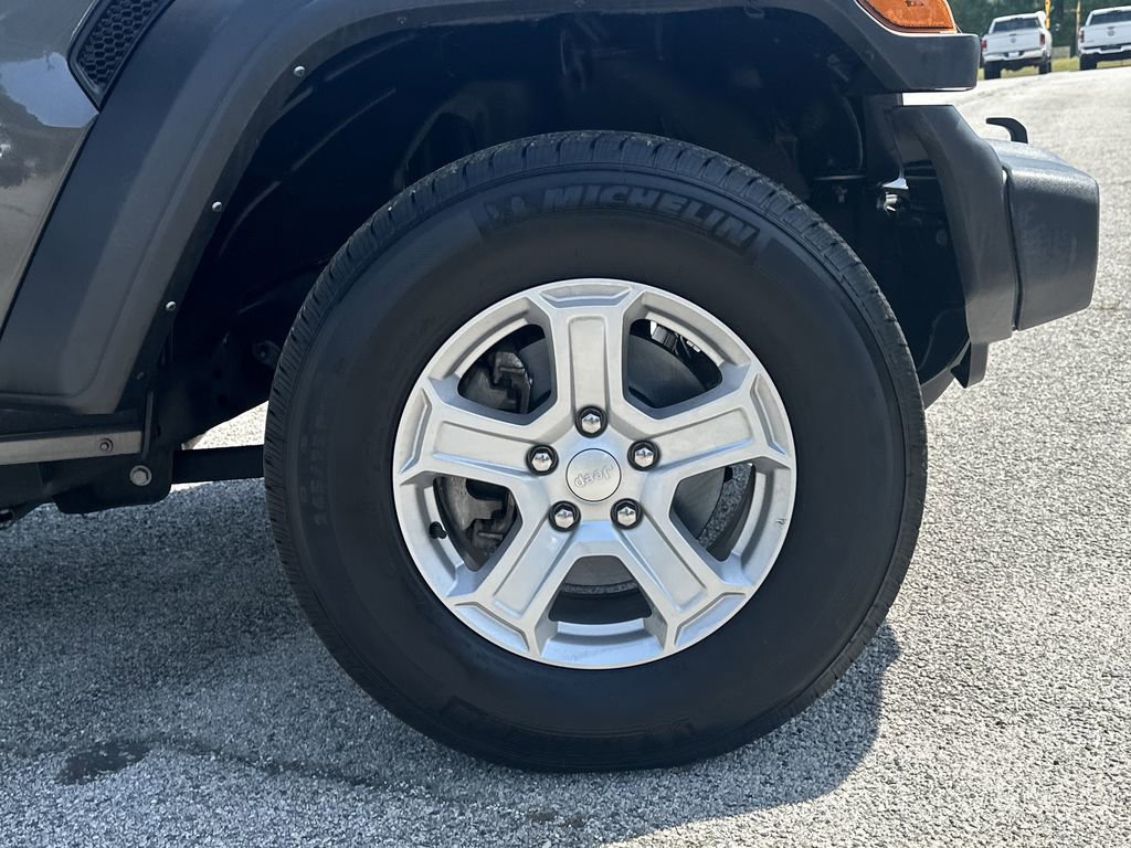 Used 2022 Jeep Wrangler Unlimited Sport AWD/4WD image 13