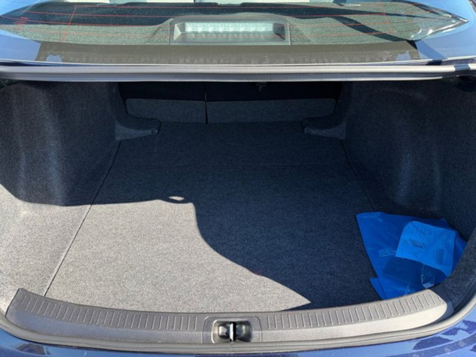 Used 2025 Toyota Corolla LE image 17