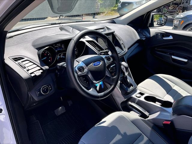 Used 2016 Ford Escape SE w/ Equipment Group 201A AWD/4WD image 14