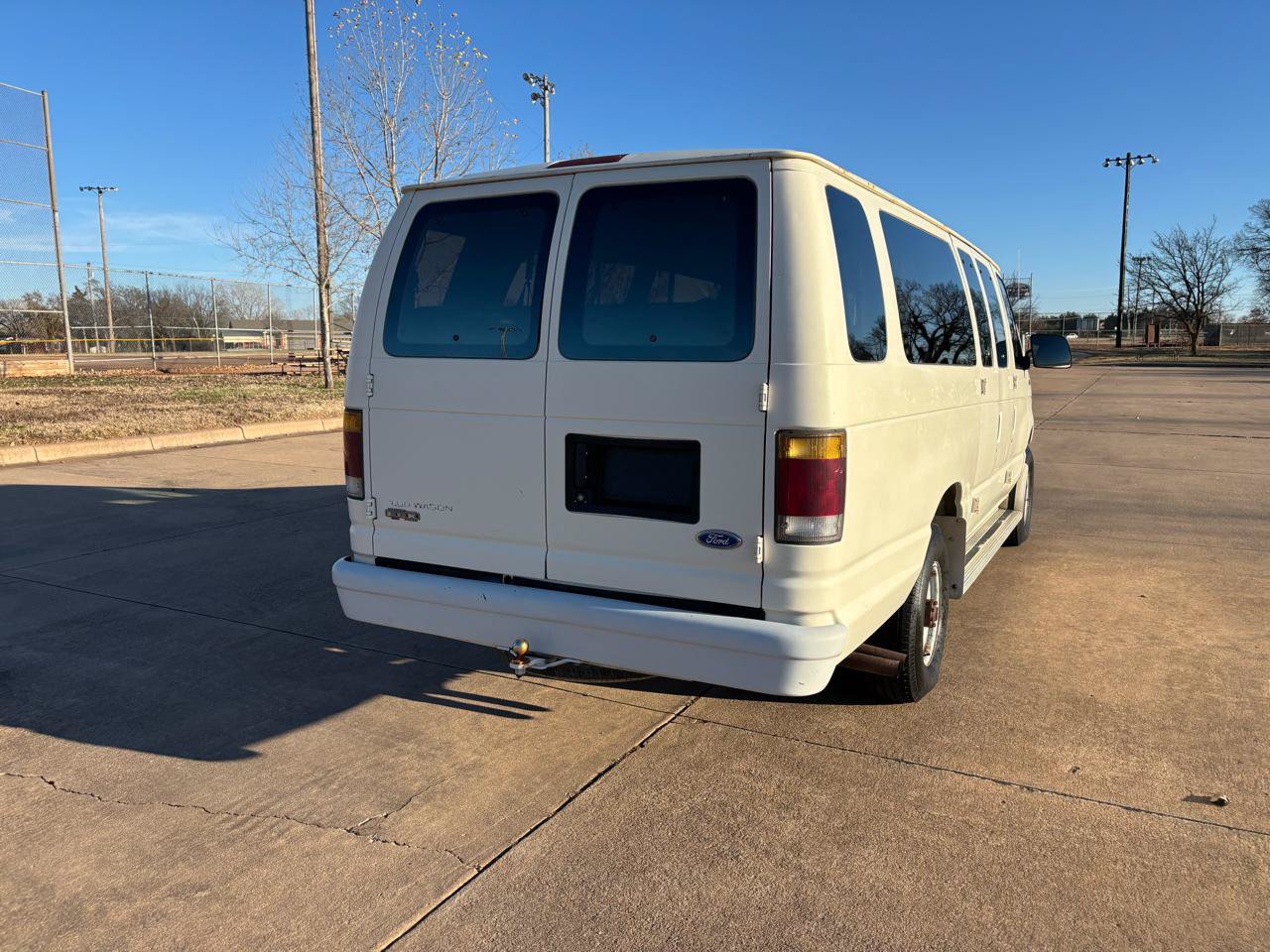 Used 1993 Ford E-350 and Econoline 350 XLT RWD image 23