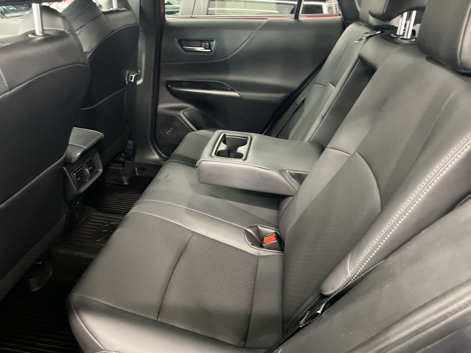 Used 2023 Toyota Venza Limited AWD/4WD image 20
